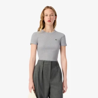 Camiseta de algodón acanalada de corte ajustado para mujer