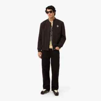 Chaqueta bomber retro con insignia y repelente al agua