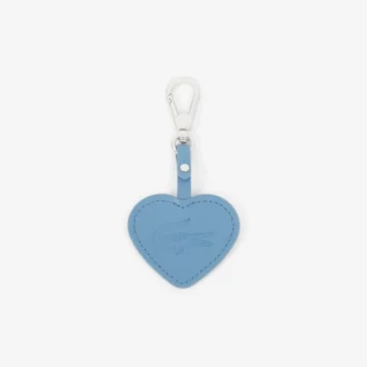 Llavero con charms en forma de corazón