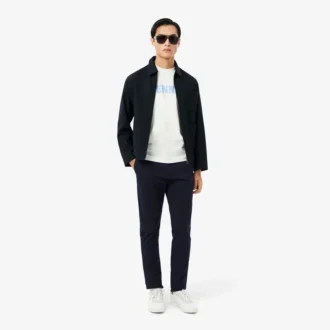 Pantalones chino de sarga elástica de corte ajustado