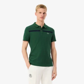 Polo de tenis Heritage para hombre con detalle de insignia Ultra Dry