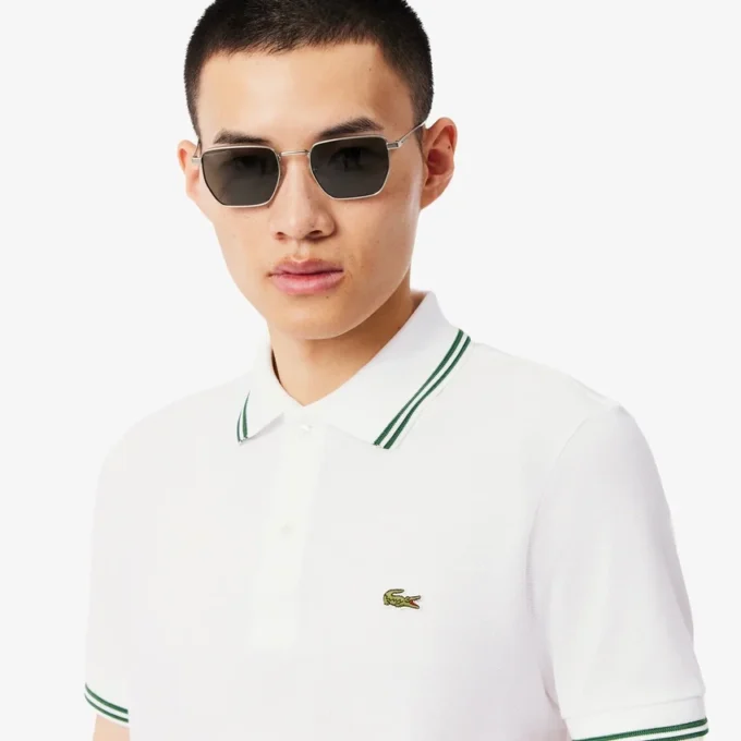 Polo L.12.12 para hombre de corte regular con detalles decorativos