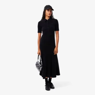 Vestido de mujer con cuello polo de punto acanalado y pelo
